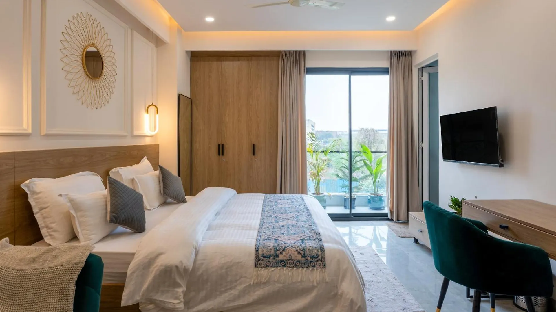 Elegent Studio On Golf Course Road @ Sterling Gurgáon